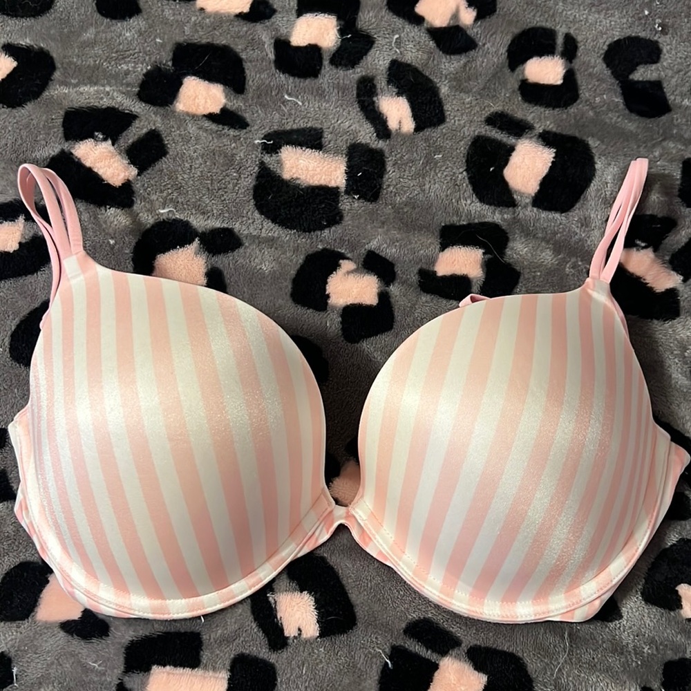 Victoria secret pink push up bra